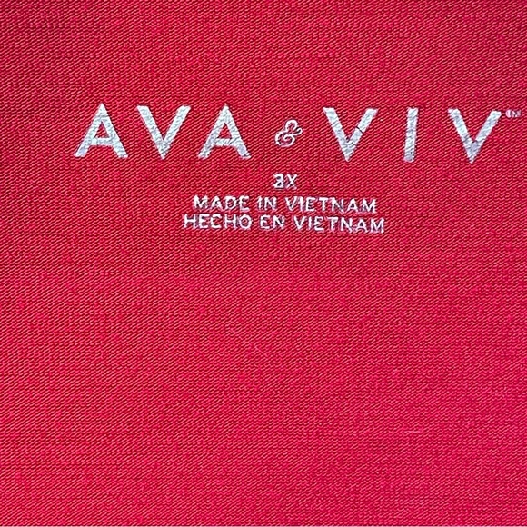 Ava & Viv Short Sleeve Top Red Women’s Sizes 2X - Picture 3 of 7